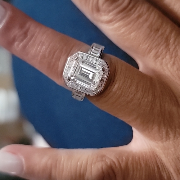 Ring - Picture 6 of 6